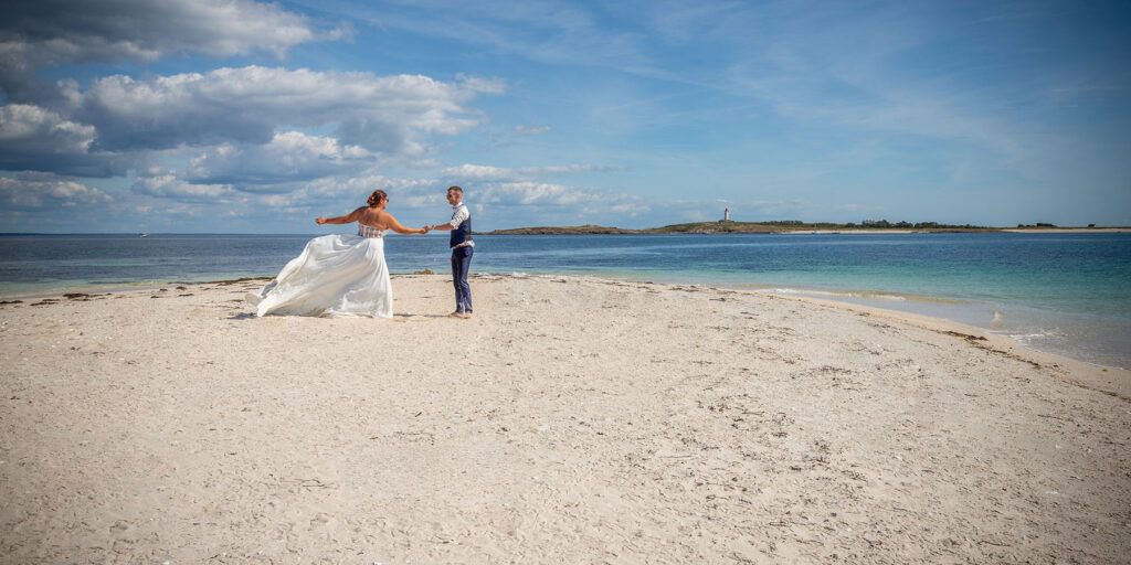 Séance trash the dress aux Glénan
christophe Landat
photographe mariage
photographe mariage Bretagne