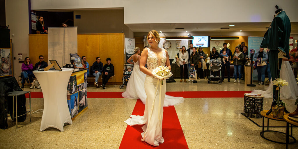 salon du mariage défilé robe de mariée les mariées de Bettina